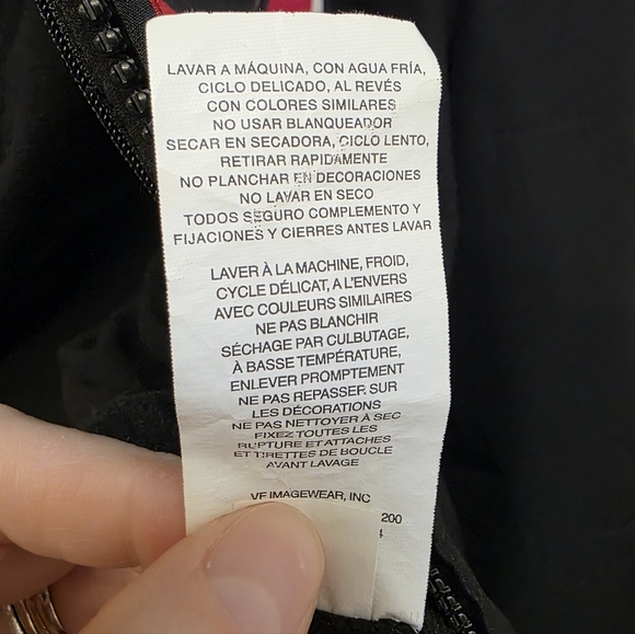 On-Field Cincinnati Reds Jacket - Picture 8 of 13